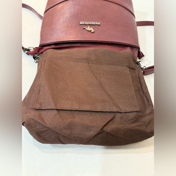 Jingpindaishu Burgundy Leather Crossbody Purse Multi-Compartment Slightly Used - Picture 5 of 11